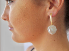 Load image into Gallery viewer, 'Iridescent'